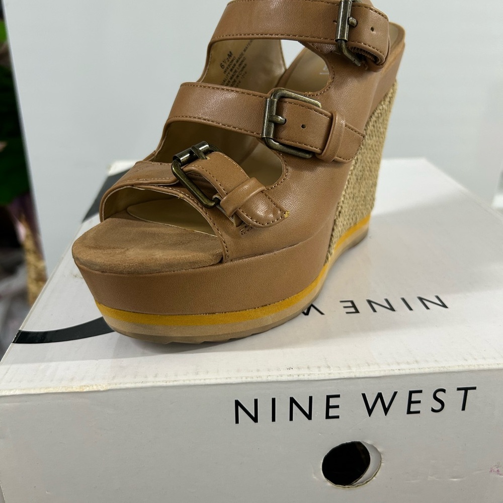 Nine West Tan Wedge Shoes with Classic Design